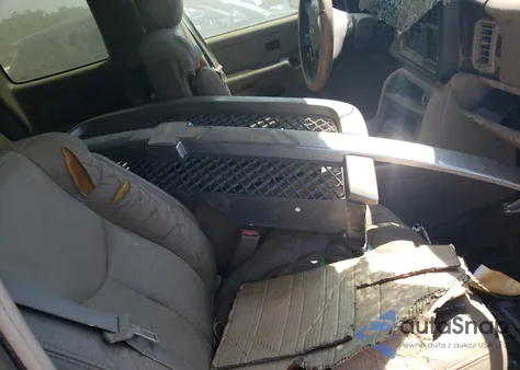 2003 Chevrolet Silverado C1500 from USA, damaged, VIN 1GCEC19T03Z214437